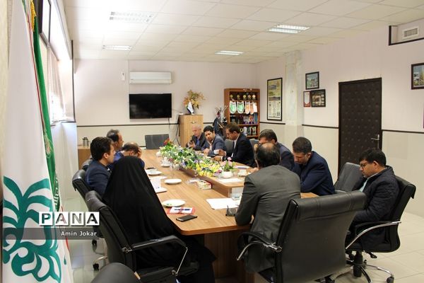 آمادگی آموزش و پرورش فارس برای برگزاری مراسم روز 13 آبان در شیراز