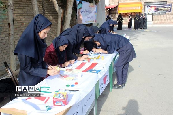 نواخته شدن زنگ استکبار ستیزی در اسلامشهر