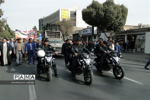 مراسم راهپیمایی 13  آبان در شهرری