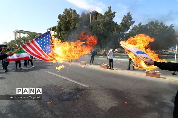 راهپیمایی بزرگ 13 آبان  در جزیره کیش