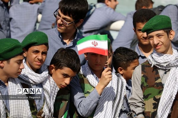 راهپیمایی بزرگ 13 آبان  در جزیره کیش