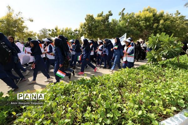 راهپیمایی بزرگ 13 آبان  در جزیره کیش