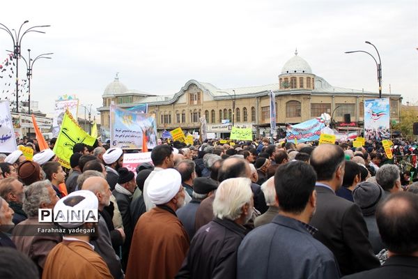 راهپیمایی یوم الله 13 آبان در همدان