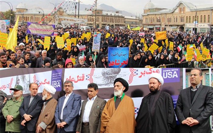 حضور یکپارچه فرهنگیان و دانش‌آموزان استان همدان در مراسم روز ملی مبارزه با استکبار جهانی