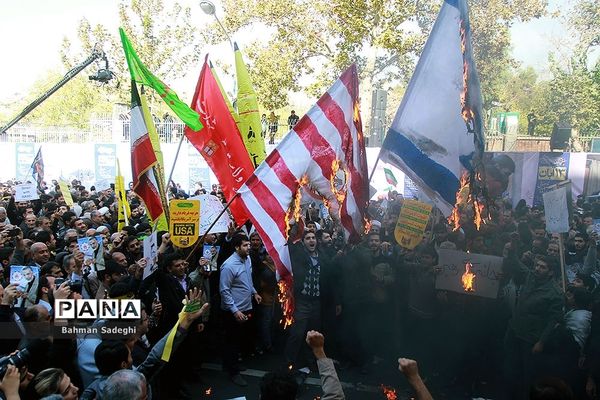 مراسم راهپیمایی ۱۳ آبان در تهران - 2