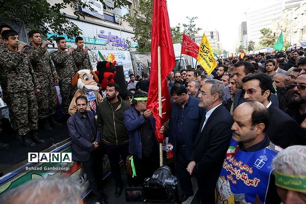 مراسم راهپیمایی ۱۳ آبان در تهران - 2