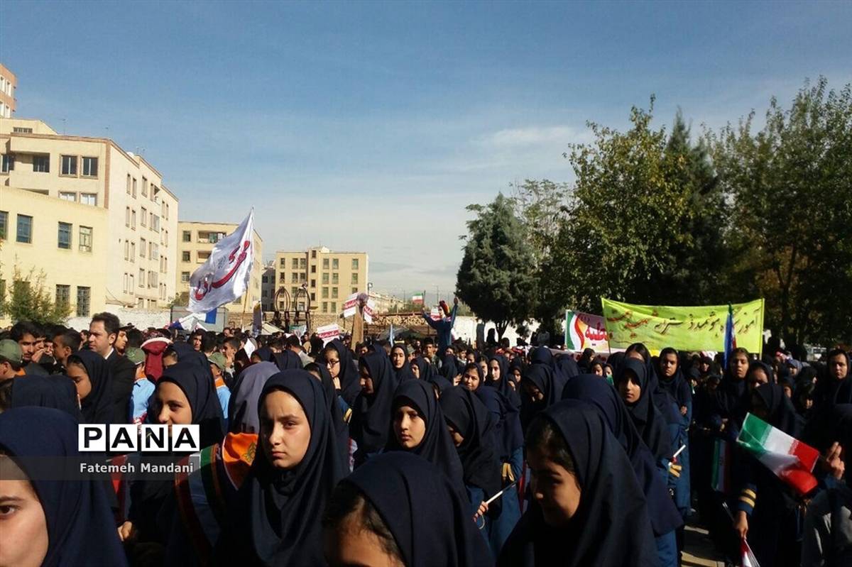 تظاهرات پرشور استکبار ستیزی مردم در شهرستان ملارد