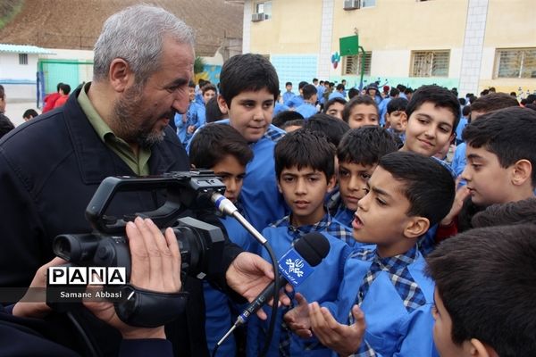 «دوشنبه‌های مهربانی» در دبستان رضوی نکا