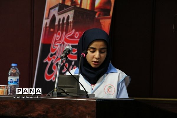 نشست صمیمی معاون استاندار با نمایندگان تشکل‌ها دانش‌آموزی خراسان رضوی