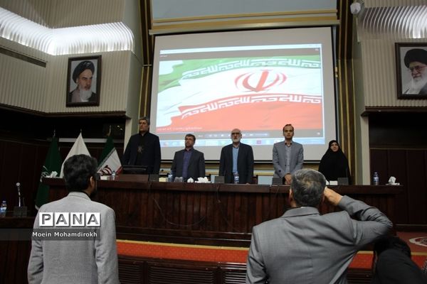 نشست صمیمی معاون استاندار با نمایندگان تشکل‌ها دانش‌آموزی خراسان رضوی