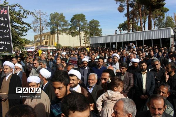 راهپیمایی یوم‌الله 13 آبان در سمنان