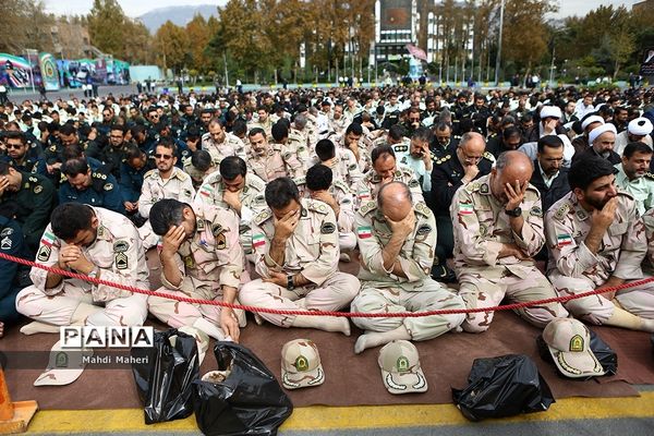 تشییع پیکر مطهر شهدای گمنام در ستاد ناجا