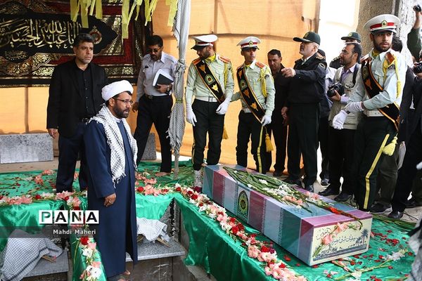 تشییع پیکر مطهر شهدای گمنام در ستاد ناجا