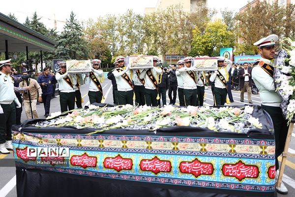 تشییع پیکر مطهر شهدای گمنام در ستاد ناجا