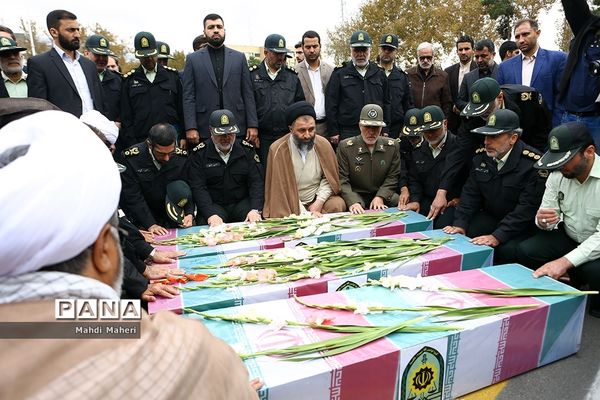 تشییع پیکر مطهر شهدای گمنام در ستاد ناجا