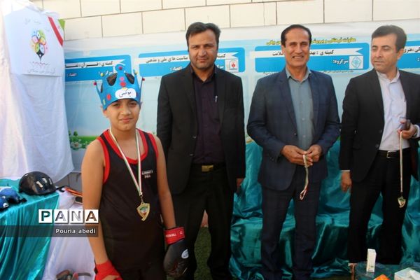 المپیاد ورزشی درون مدرسه‌ای دبستان محمد بهمن بیگی بوشهر