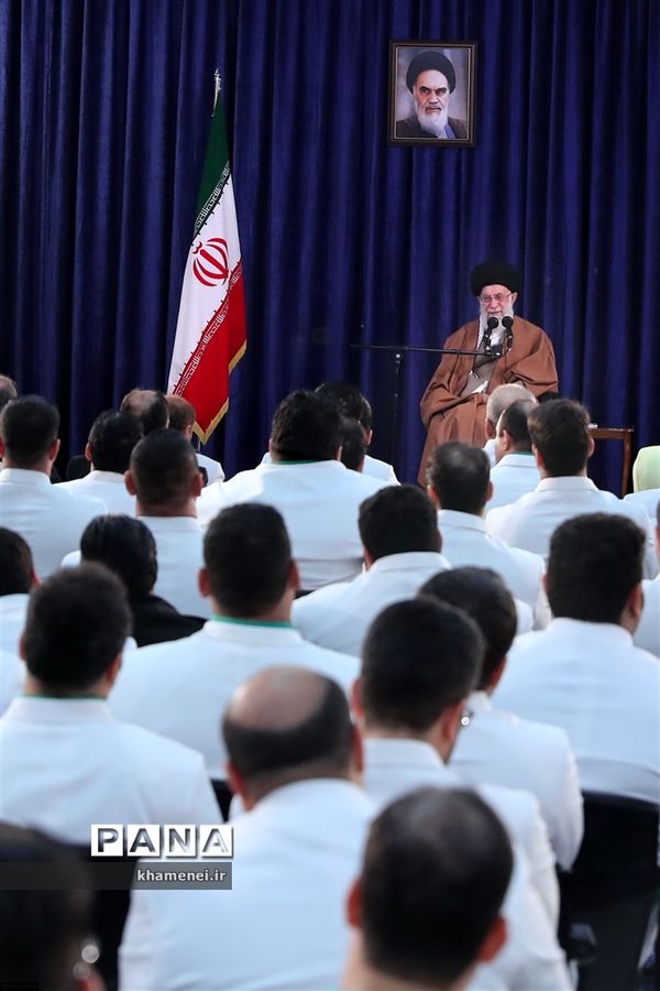دیدار مدال‌آوران کاروان ورزشی ایران در بازی‌های پاراآسیایی اندونزی با مقام معظم رهبری