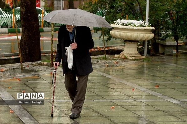 بارش باران پاییزی در تهران