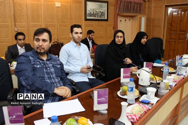 نشست خبری مدیرکل آموزش و پرورش استان بوشهر با اصحاب رسانه