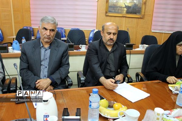 نشست خبری مدیرکل آموزش و پرورش استان بوشهر با اصحاب رسانه