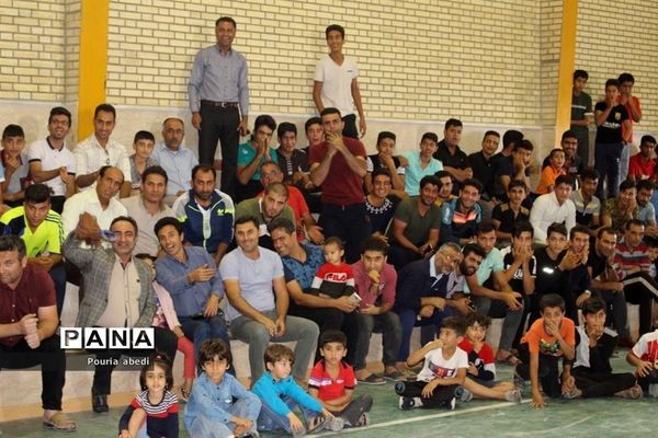 مسابقه مچ‌اندازی آقایان مرحله استانی بازی‌های بومی محلی استان بوشهر