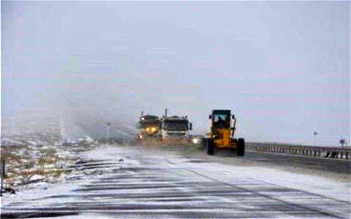 امدادرسانی به ۸ استان درگیر برف و کولاک