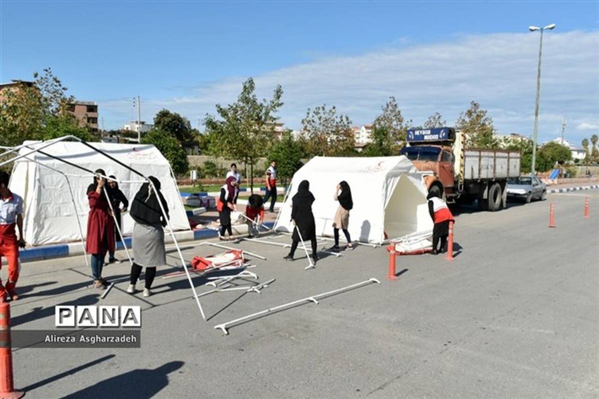 امدادرسانی به ١١٣٨٦١ نفر در طرح همسفران خورشید