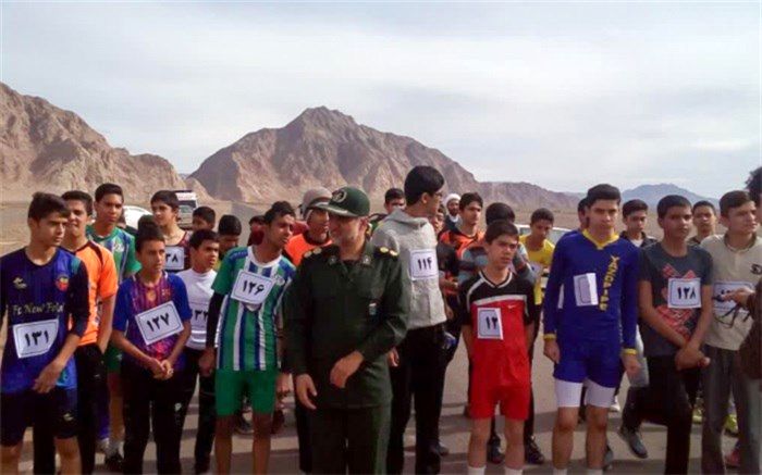 برگزاری مسابقات دو صحرانوردی دانش آموزان ناحیه 2