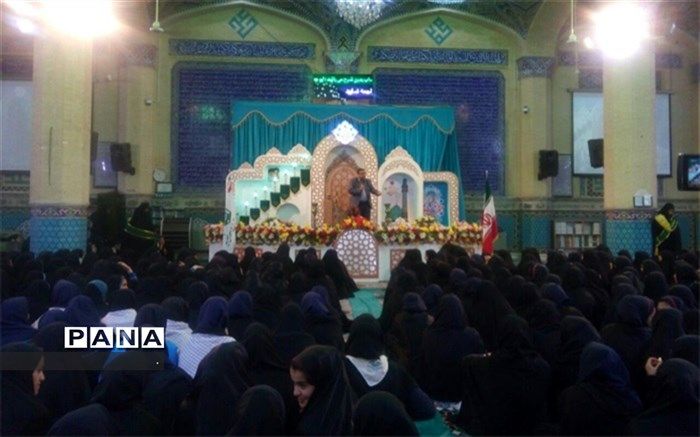 حضور دانش آموزان دبیرستان دکتر شاهی  در جشن "دختران خورشید"