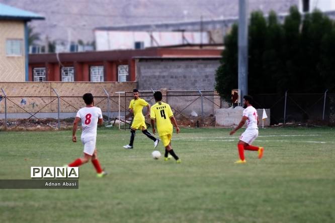 دیدارتیمهای نواب گلهدار و شاهین خوزی