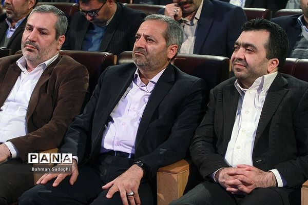 مراسم تجلیل از دانش‌آموزان کتابخوان برتر سراسر کشور