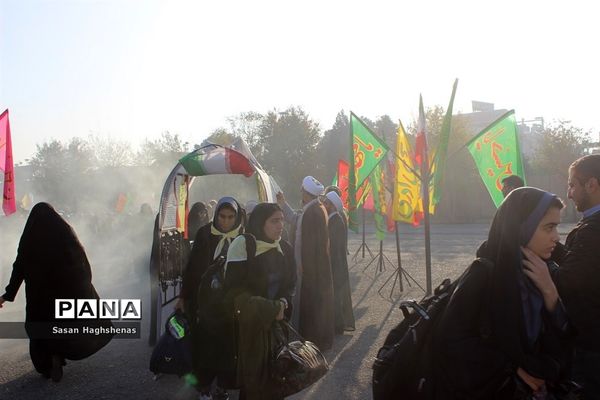 اعزام دختران دانش‌آموز شهرستان اسلامشهر به سرزمین‌های ایثار و شهادت