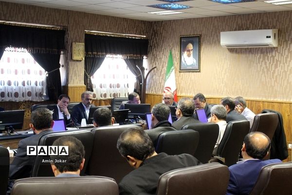 جلسه هماهنگی اجرای بیستمین مانور سراسری زلزله و ایمنی در آموزش و پرورش استان فارس
