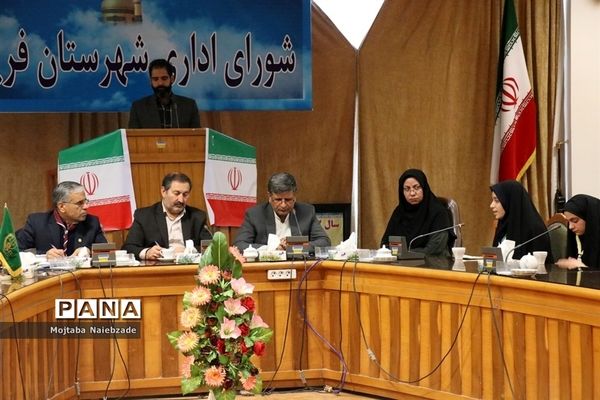 دیدار تشکل‌های دانش‌آموزی فریمان با فرماندار این شهرستان