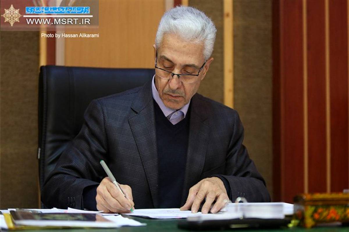 وزیر علوم احکام ریاست ۹ دانشگاه کشور را صادر کرد
