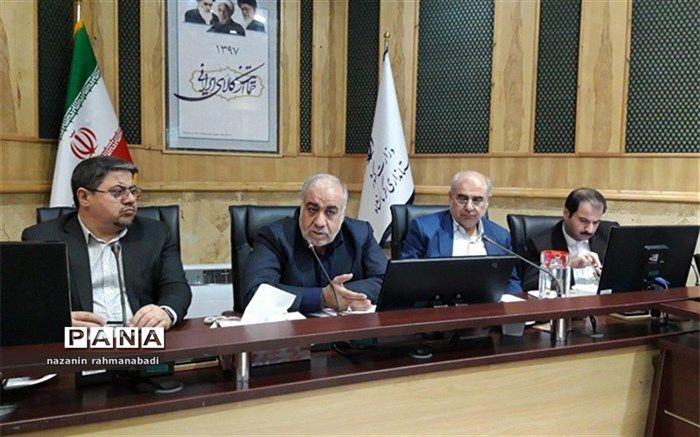 استاندار کرمانشاه: فرمانداران در خصوص روند پیشرفت پروژه‌های شهرستان ها شفاف سازی کنند