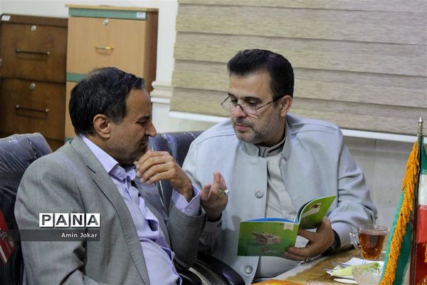 بازدید معاون فرهنگی و پرورشی وزارت آموزش و پرورش از کتابخانه دانش‌آموز شیراز