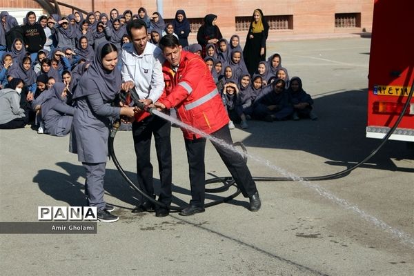 بیستمین مانورسراسری زلزله و ایمنی در چهاردانگه