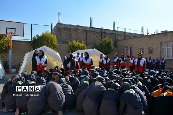 مانور سراسری زلزله و ایمنی مدارس در شهریار