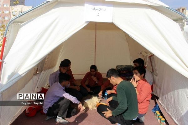 مانور سراسری زلزله و ایمنی مدارس در سمنان