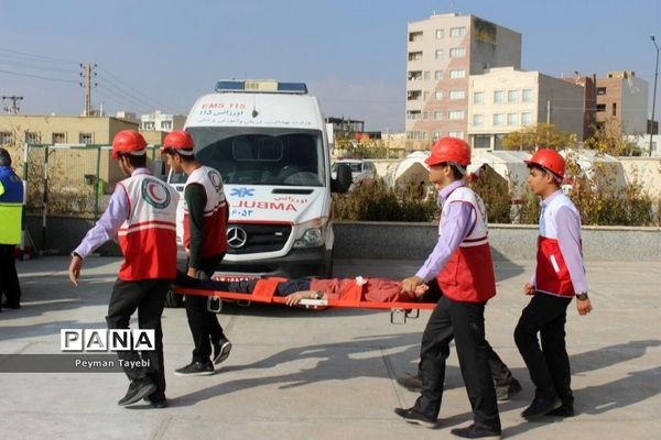 مانور سراسری زلزله و ایمنی مدارس در سمنان