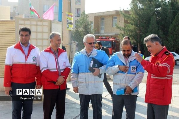 مانور سراسری زلزله و ایمنی مدارس در سمنان