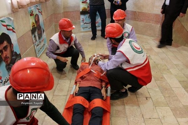 مانور سراسری زلزله و ایمنی مدارس در سمنان