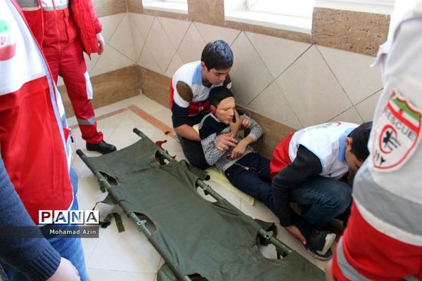 بیستمین مانور سراسری زلزله و ایمنی در مدارس استان کرمانشاه