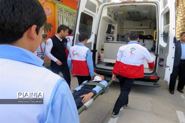 بیستمین مانور سراسری زلزله و ایمنی مدارس در شهرستان طبس