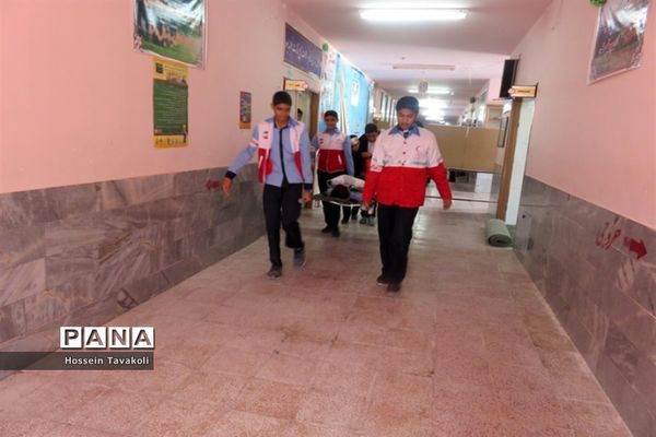 بیستمین مانور سراسری زلزله و ایمنی مدارس در شهرستان طبس