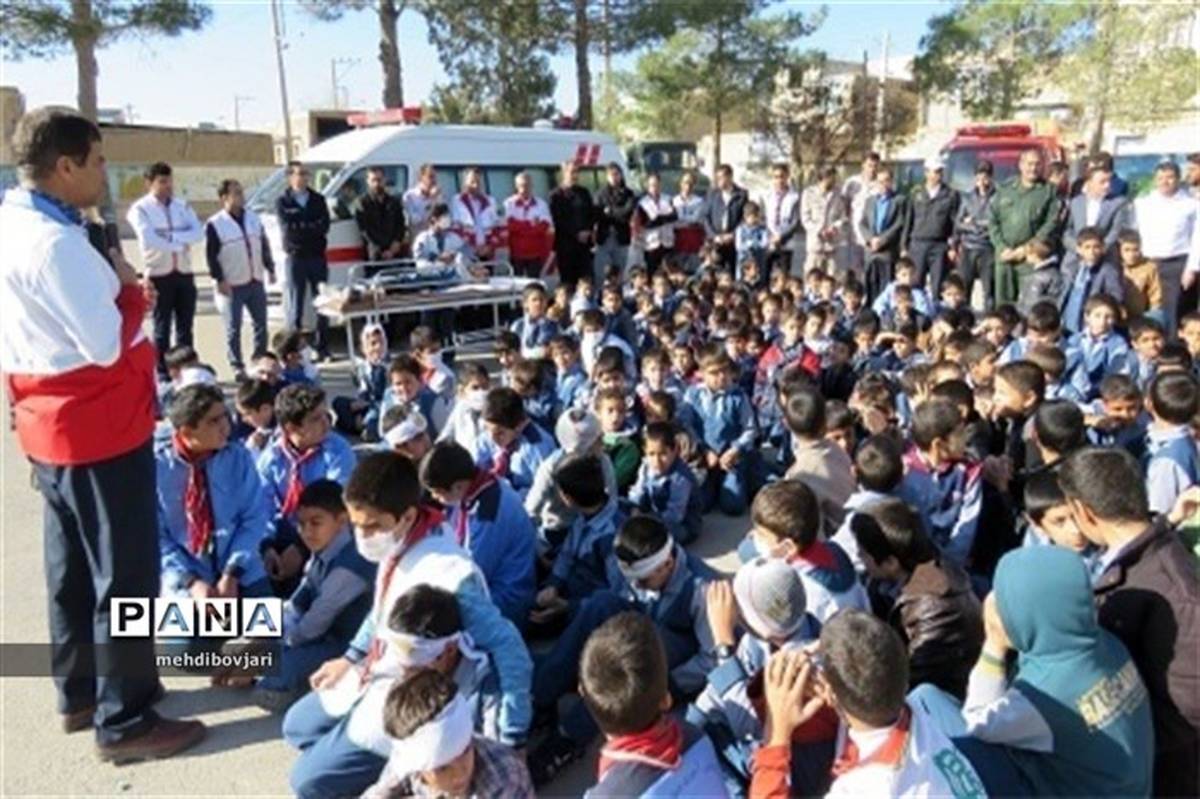 برگزاری بیستمین مانور سراسری زلزله در مدارس منطقه  بن رود