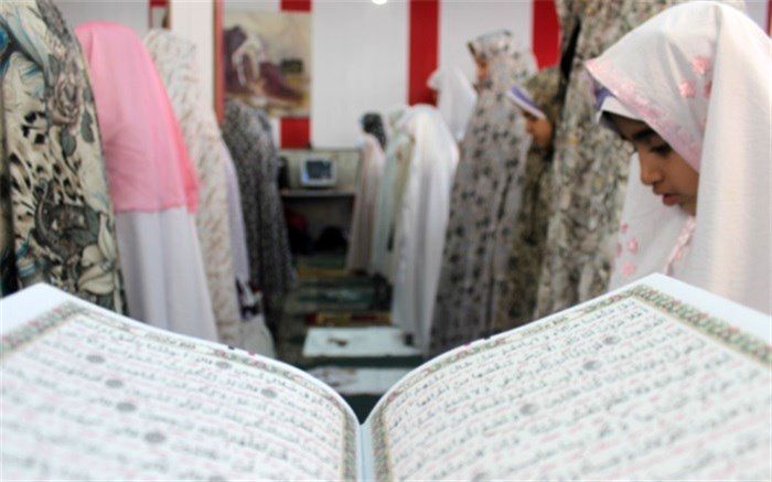 اجرای طرحهای اقامه نماز در واحدهای آموزشی اسلامشهر