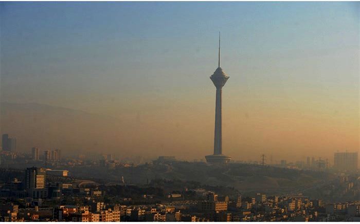 آلودگی هوای  تهران همچنان ادامه دارد