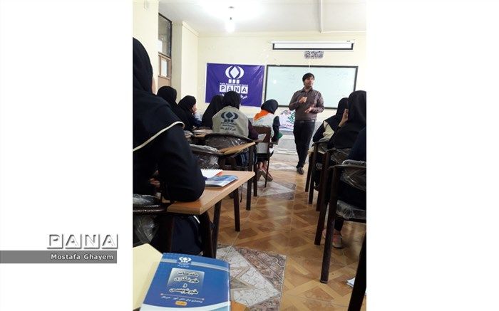 برگزاری کارگاه آموزشی خبرنگاری پانا ویژه پسران و دختران در آبادان